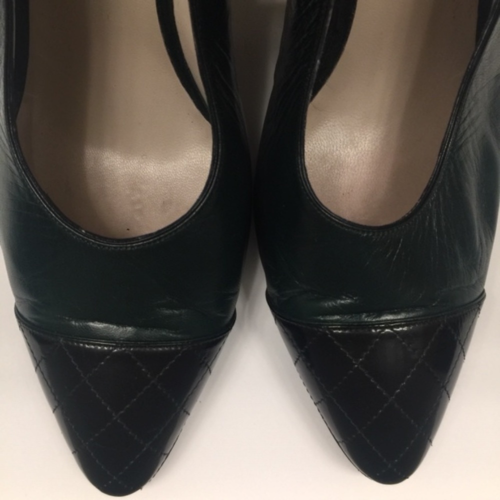 Gorgeous Chanel Two Tone Slingbacks - Vintage - Picture 6 of 8